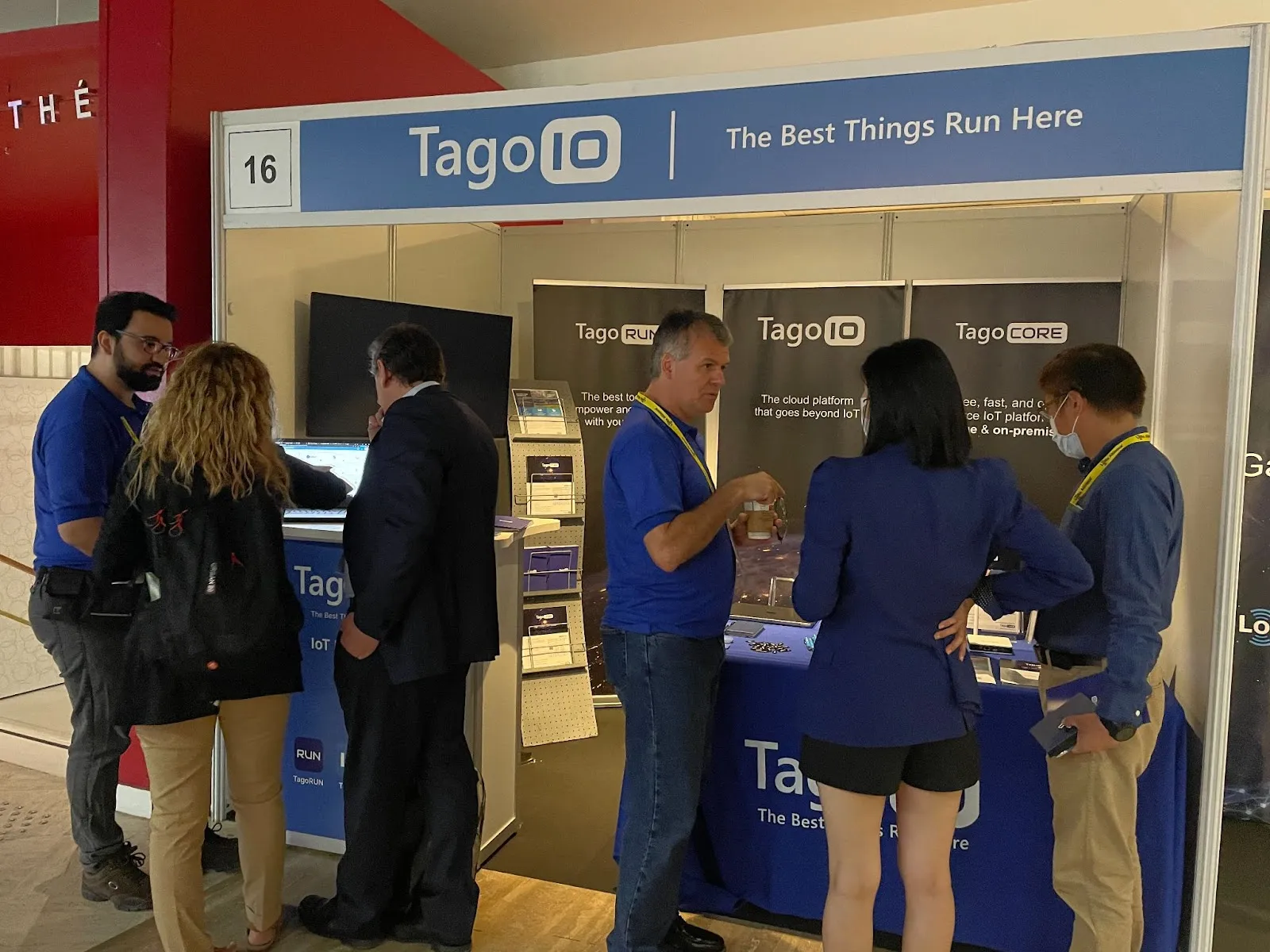TagoIO team at the LoRaWAN World Expo 2022